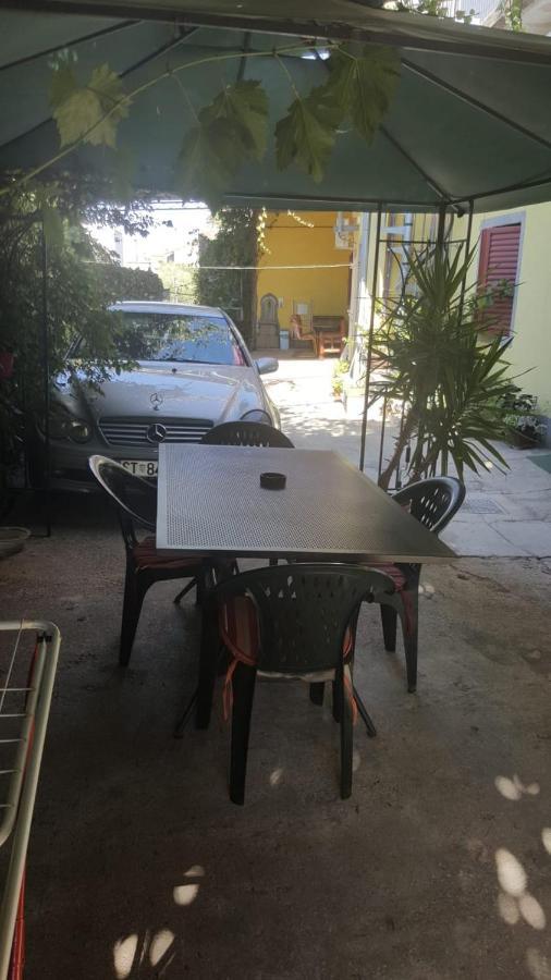 Apartments Toni With Free Parking Kastela Ngoại thất bức ảnh